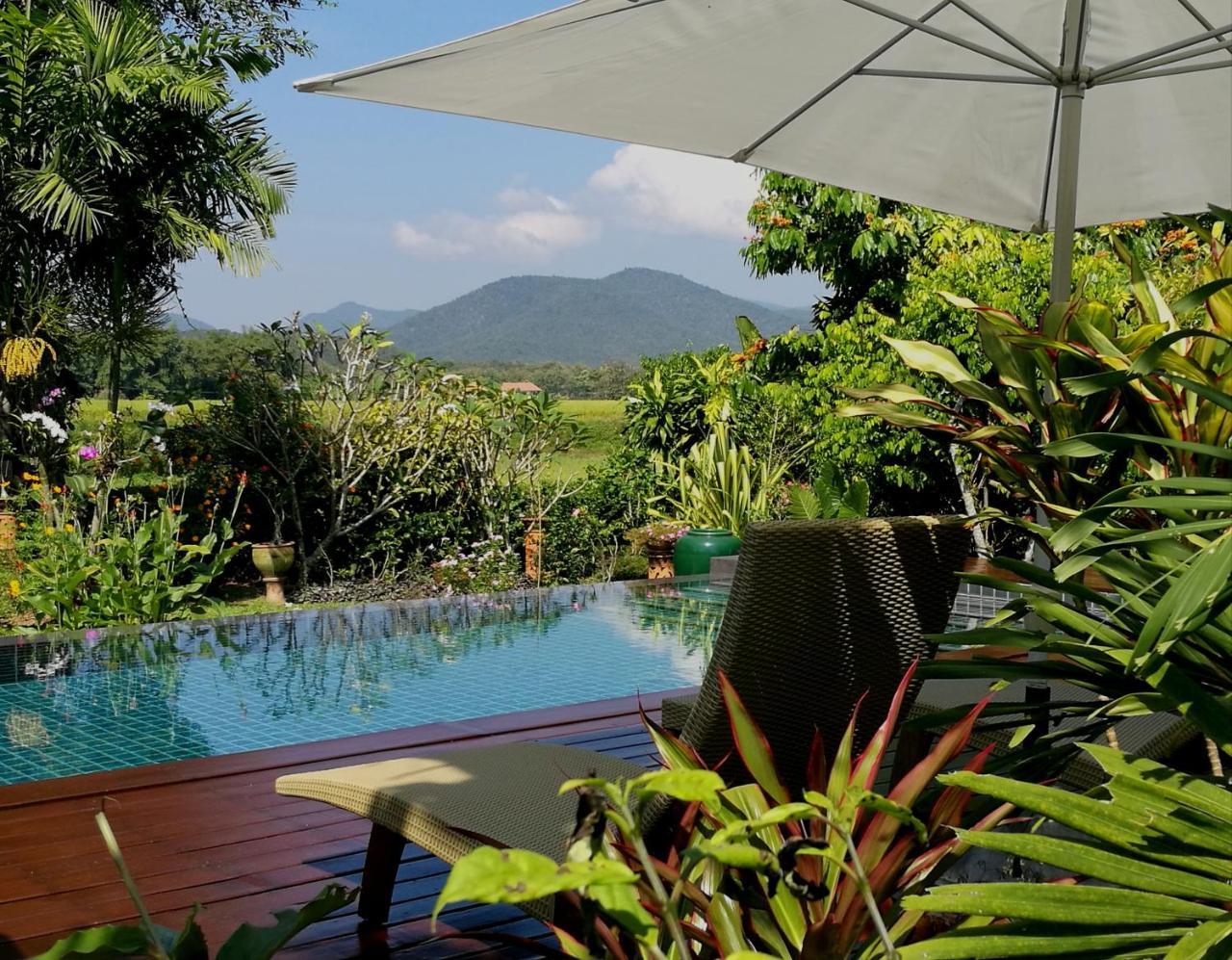 Villa Albizia, Chiang Mai Дойсакет Экстерьер фото